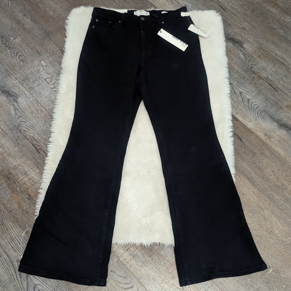 ANNE KLEIN High-rise Flare Leg Black Jeans ~ NWT